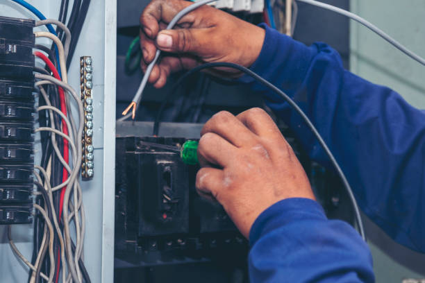 Best Emergency Electrical Repair  in Tuscola, IL